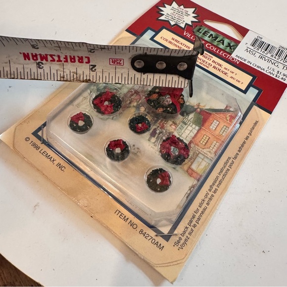 Lemax Village Collection Accessories Stick On Wreaths 7 Piece Set Vintage - Picture 7 of 7